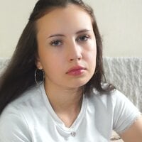 SummerKozee webcam model