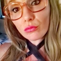 DevilsAngel13 webcam model