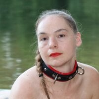 SlaveCycy89Live Webcam
