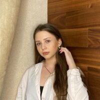CarolineEvans1's Offline Chat Room
