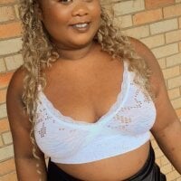 SKYLARPEACHES
