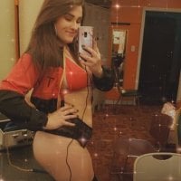 DollyQueen101's Offline Chat Room