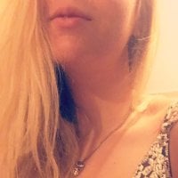 Kiki_Manela офлайн чат стая