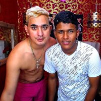 TWOBOYSPEIN webcam