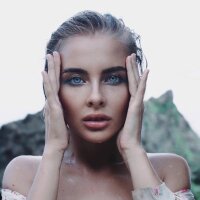 MarlinaBay Cam Model Profile | Stripchat