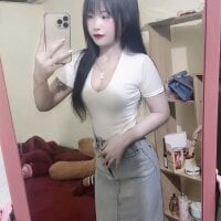 lylylove webcam model