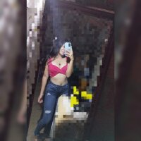 Valeria_Turner's Offline Chat Room