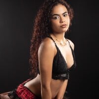 Scarlet_Correa