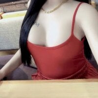 yelow-bee model avatar