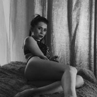 FoxxNikki's Offline Chat Room