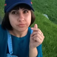 HollyStar's Avatar Pic