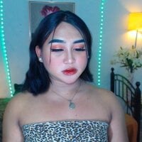 LucyandFoxySisters' Offline Chat Room