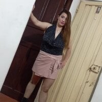 cameliamilf83's Offline Chat Room