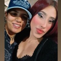 Girls_inlove