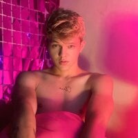 izan_20's Profile Pic