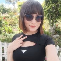 Lucyy-hess webcam model