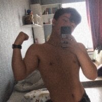 غرفة دردشة akimitsuss2 دون اتصال