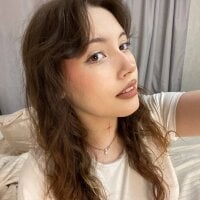 EvaMillano model avatar