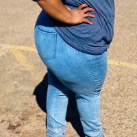 ThickTana webcam