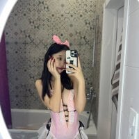 a_yumiii's Avatar Pic
