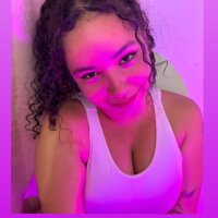 CurlyGirl_1 fully nude on webcam for live porn video chat