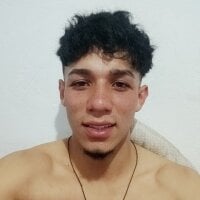 ARDYXXX's Offline Chat Room