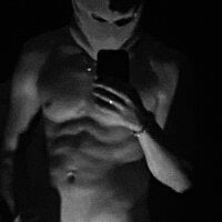 YourMaskedDevil webcam