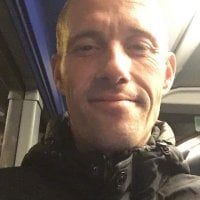 Offline chat soba modela Acidbourn