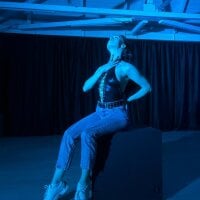 SteshaRay webcam model