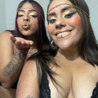 Model nicky_andcamil