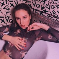 Melissa_g0ddess' Offline Chat Room