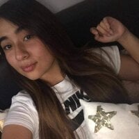 Dina_Cooper's Offline Chat Room