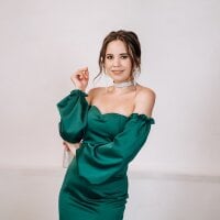 EllaAnder 个人资料图片
