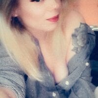 DaringDivaa's Offline Webcam Chat