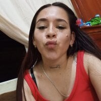 Valentinass20 webcam model