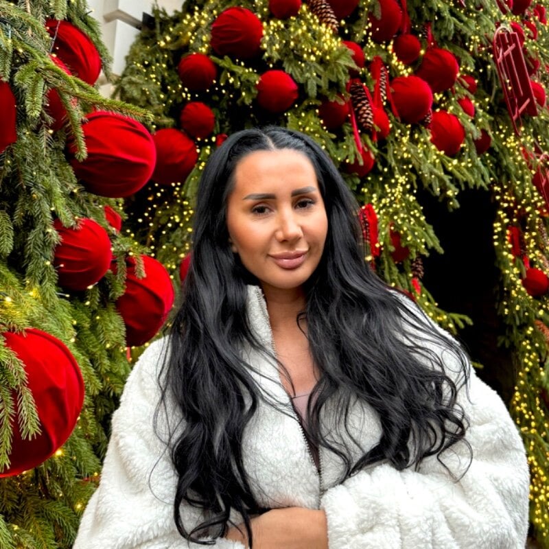 AnaRhodes's Stripchat show and profile