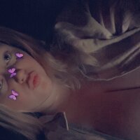 daisythic's Offline Chat Room