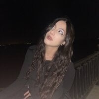 Mulan_Lo webcam model