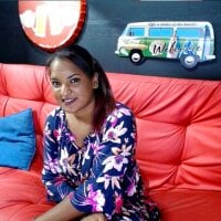 غرفة دردشة Indianxcandy دون اتصال