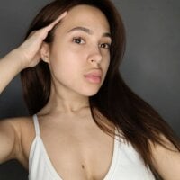 sophiepriettyen Offline chat-huone