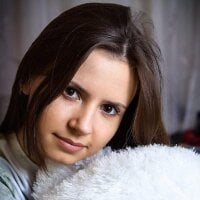 Izzie_Crystal's Offline Chat Room