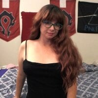 WOWMATURESARAH 个人资料图片