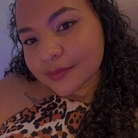 AlexiaNoir webcam model