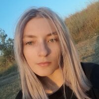ChelseaChasey's Offline Chat Room