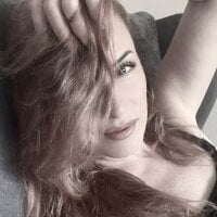 Sharon_Red webcam