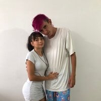 Sexy_amenazi_girls' Offline Chat Room