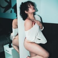 _sarahRose model avatar