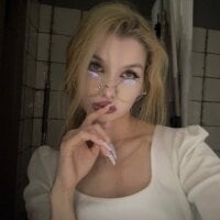 OdellinaBardy webcam model