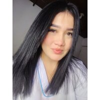 Linda_Hermosa22's Offline Chat Room