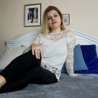 غرفة دردشة EllieFeeling دون اتصال